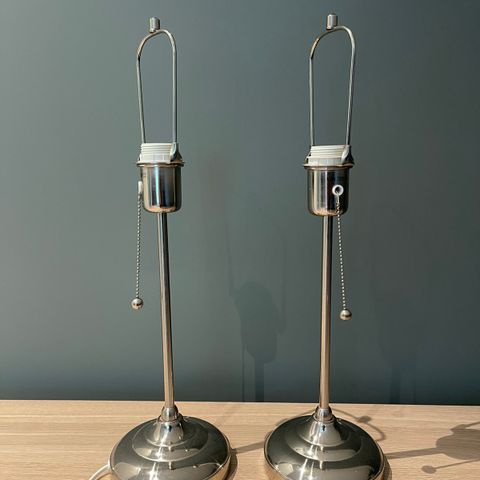 2 stk bordlamper uten skjerm fra IKEA