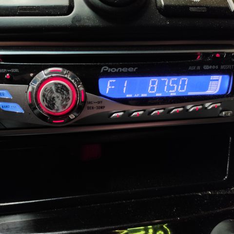 Pioneer DEH 30MP 1 Din