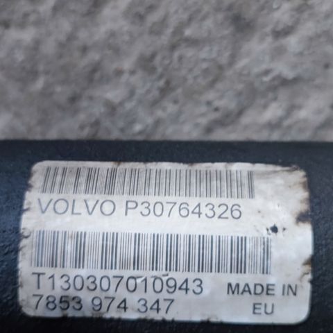 Tannstang til 2005-2007 Volvo V 70. Passer sikkert flere.