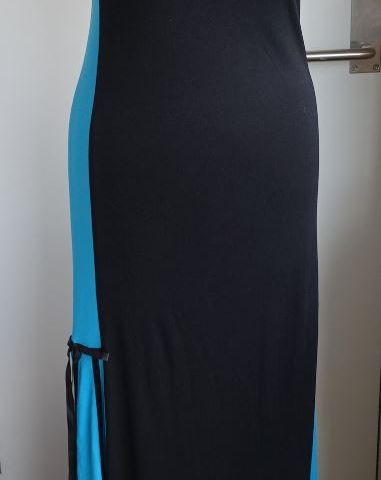 Ny lang kjole størrelse M , amerikansk merke City Triangles