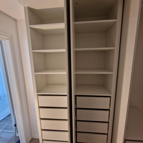 Komplement skuffer og hyller hvit 50x35 cm - ikke garderobe.