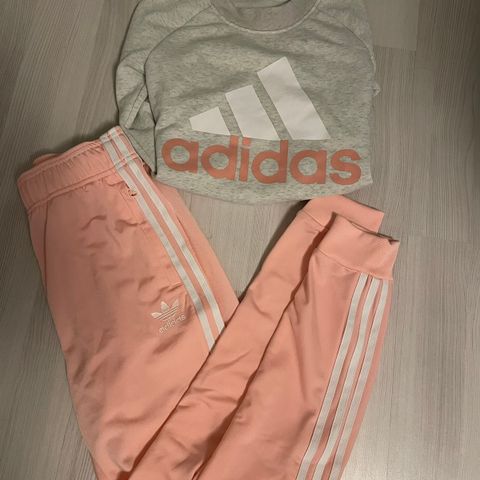 Adidas sett