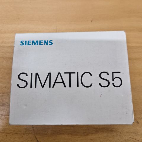 PLS.  Siemens  Simatic  S5 utstyr.