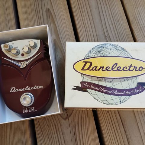 Danelectro DD-1 Fab Tone