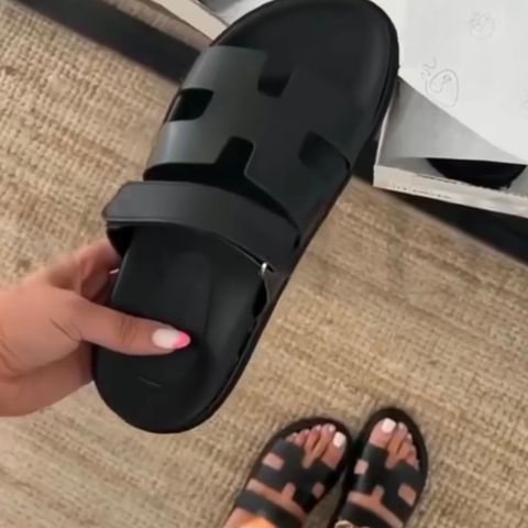 Trendye sandaler, helt nye!