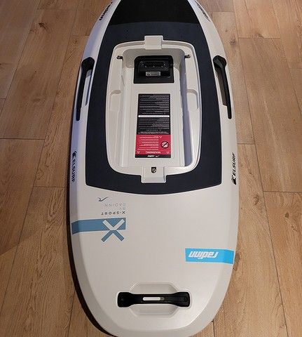 Radinn X-sport og Carve Tarifa elektrisk surfebrett