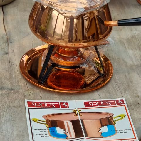 Vintage Orginal i eske 
Vintage Copper Fondue Pot Complete Set With Stand