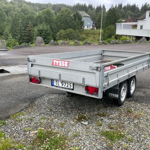 Tysse 6303,  2000kg,  kassemål 320cm x 150 cm