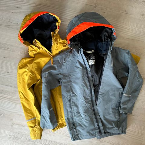 2x Helly Hansen skalljakke str 122 (7)