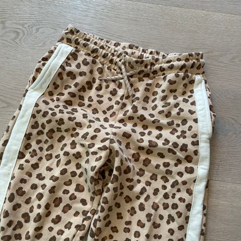 Leopard joggebukse fra Kappahl