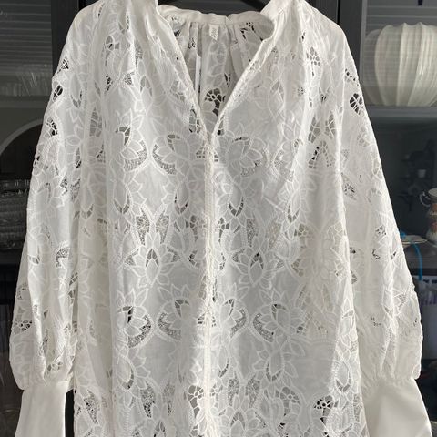 Ny bluse fra H&M