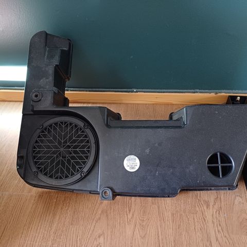 Sub woofer, Audi a4 b8 09mod.