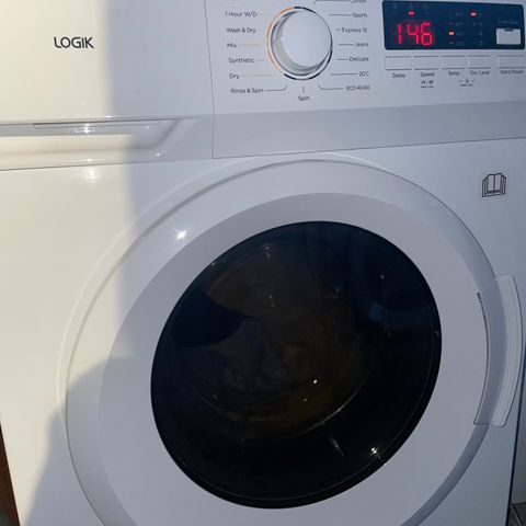 Effektiv vaskemaskin med tørkefunksjon