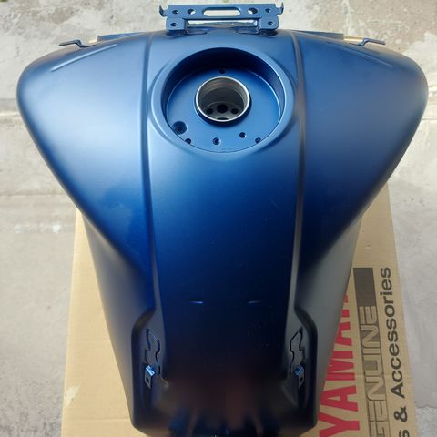 Yamaha Tracer 900 tank