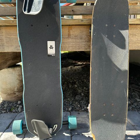 Freeboard + skateboard