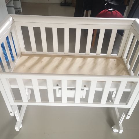 Babyseng / bedside crib