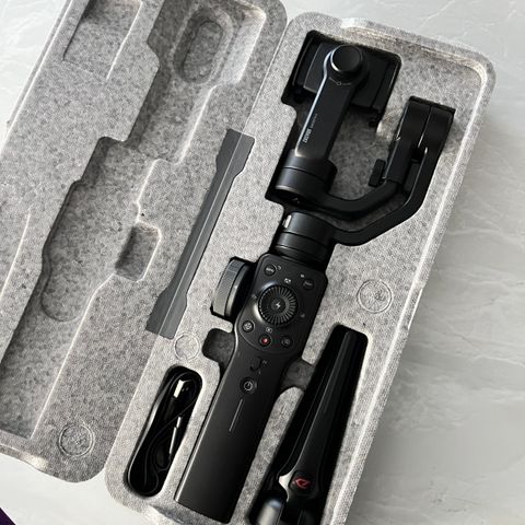 Zhiyun Smooth 4 Gimbal for mobil