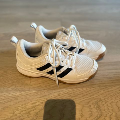 Adidas sko