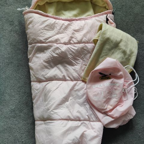 Sovepose til baby / barn fra Salewa