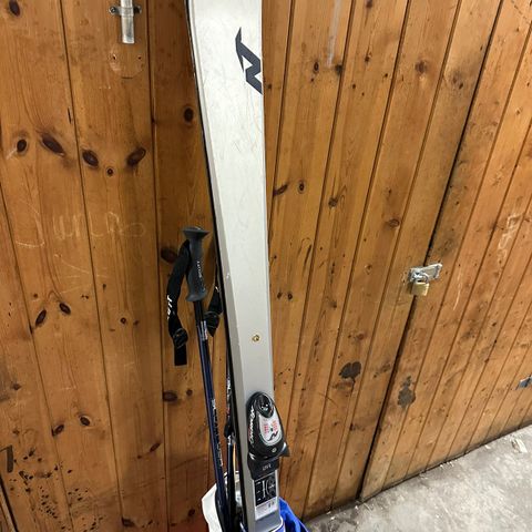 Slalåm ski for ungdom