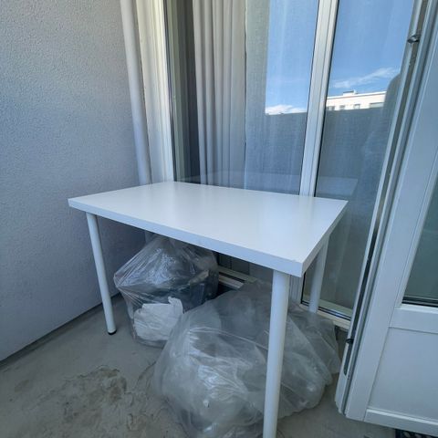 Skrivebord - IKEA