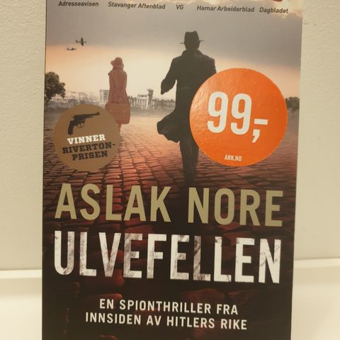 Bok "Ulvefellen" av Aslak Nore