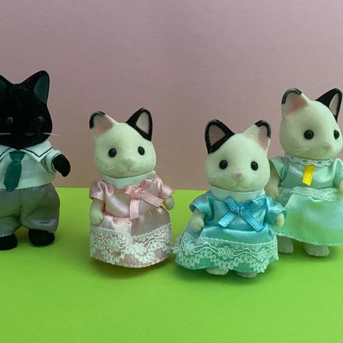 Sylvanian family tuxedo cats