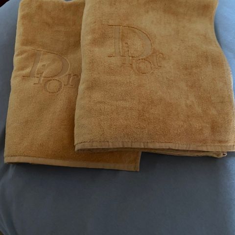 Christian Dior 2  store badehåndklær (bathsheets)