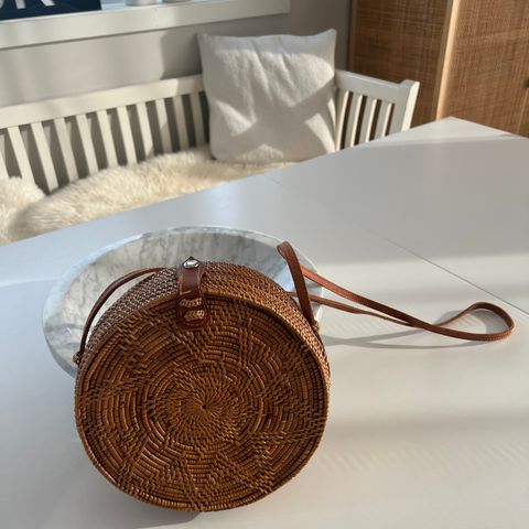 Håndlaget Circle Rattan Bag