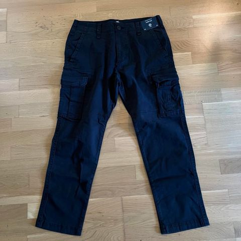 Cargo bukse ubrukt strech marineblå str M/W32 og L30 merke Hollister