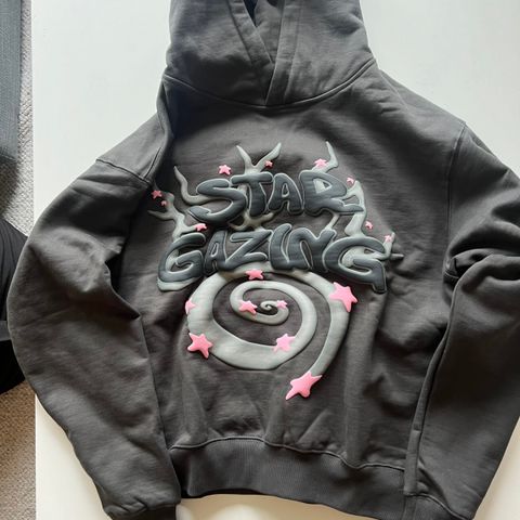 Broken planet Star gazing hoodie