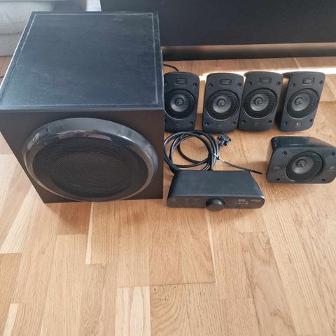 Logitech speaker system z906