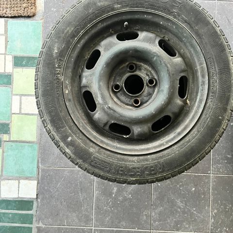 Vinterdekk 175/65R 14