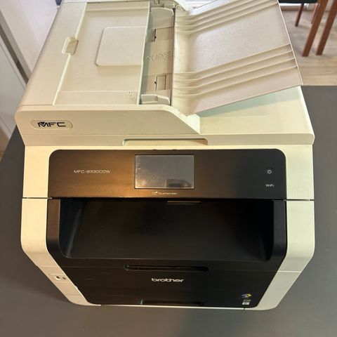 Brother MFC-9330 CDW Laserskriver/scanner/kopi