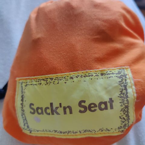 Sack'n seat