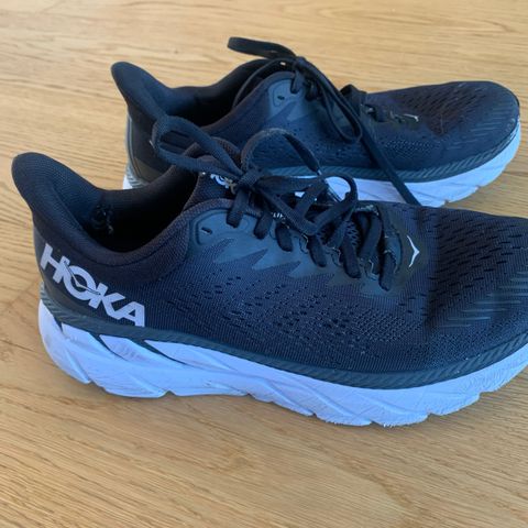 Hoka Clifton 7