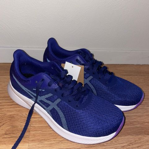 Asics joggesko