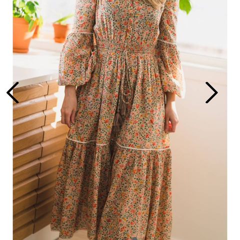 Ønsker å kjøpe By TiMo Everyday Midi dress