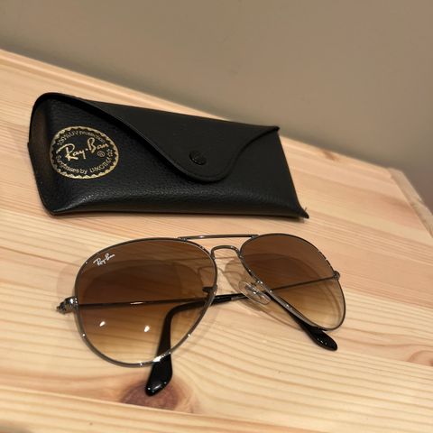 Pent brukte Ray Ban Aviator