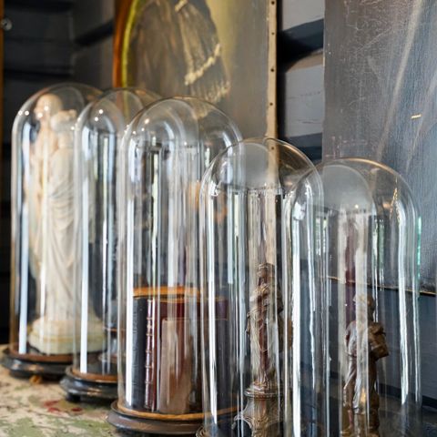 Stort utvalg av gamle originale franske glasskupler/bryllupskupler
