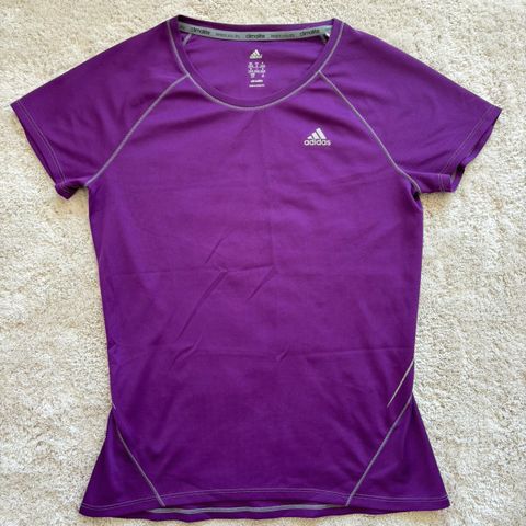 Adidas lilla t-skjorte til dame, str S