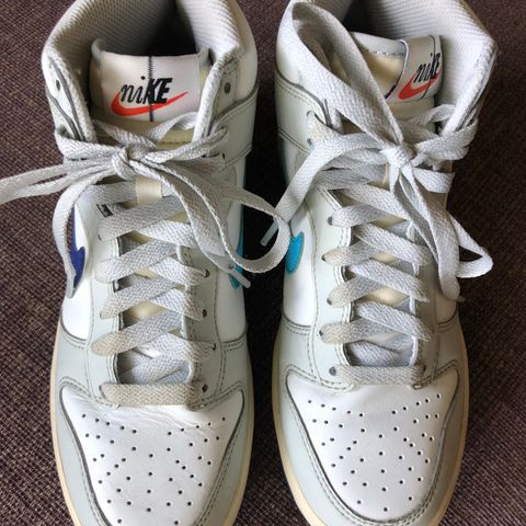 Nike air