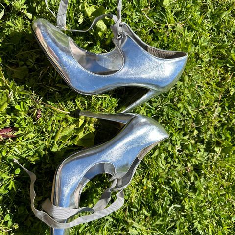 Carvela heels