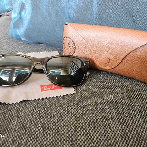 RB 2132 NEW WAYFARER