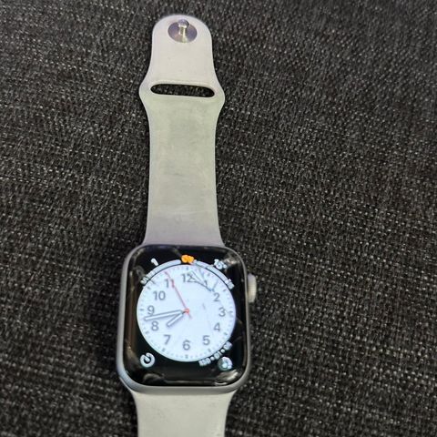 Apple Watch SE (A2355) 40mm sølv/stål