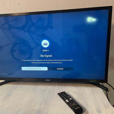32 tommers TV fra Samsung, fra 2020