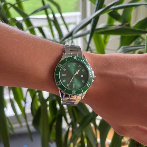 Green Fashion Watch