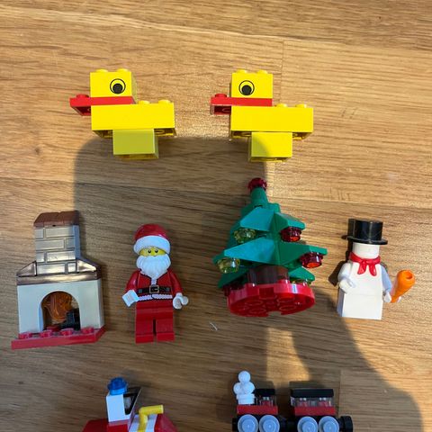 Diverse Lego selges samlet