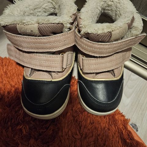 Fint brukt vinter sko