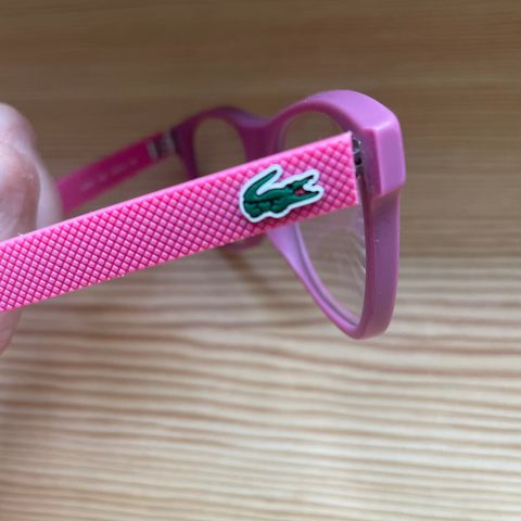 Lacoste rosa barnebriller